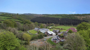 West Hollowcombe Farm Cottages - full site booking